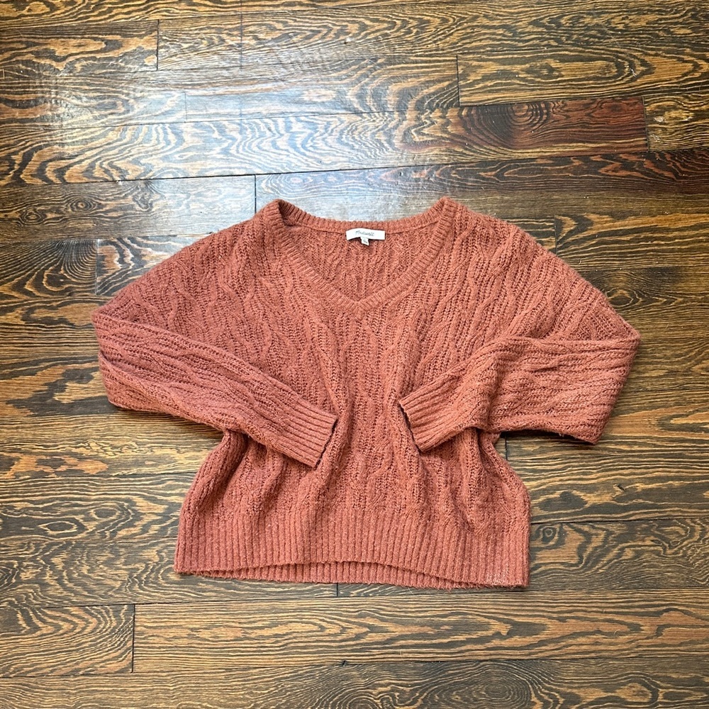 Madewell Alpaca Blend  V-Neck Sweater in Warm Rust